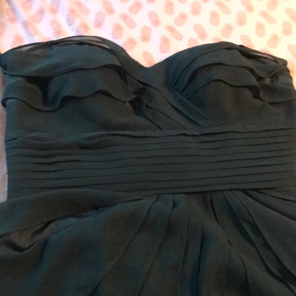 Green ruffle dress - Picture 1 of 4